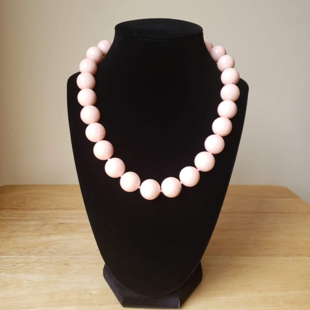 Authentic Angel skin Coral Necklace with 1…